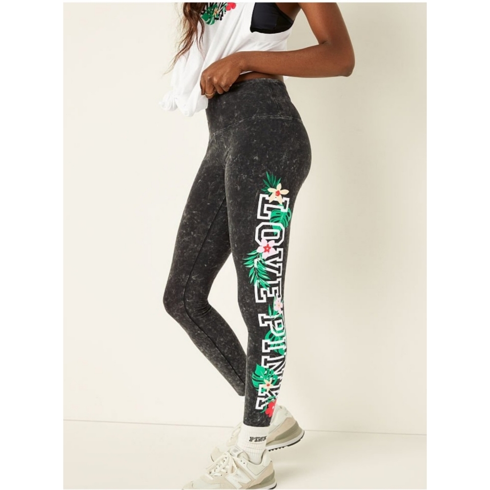 VS PINK NWT large leggings